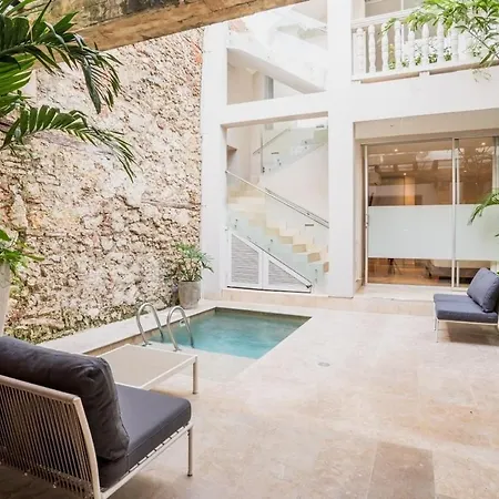 Colonial Con Piscina Privada/centro Сasa de vacaciones *